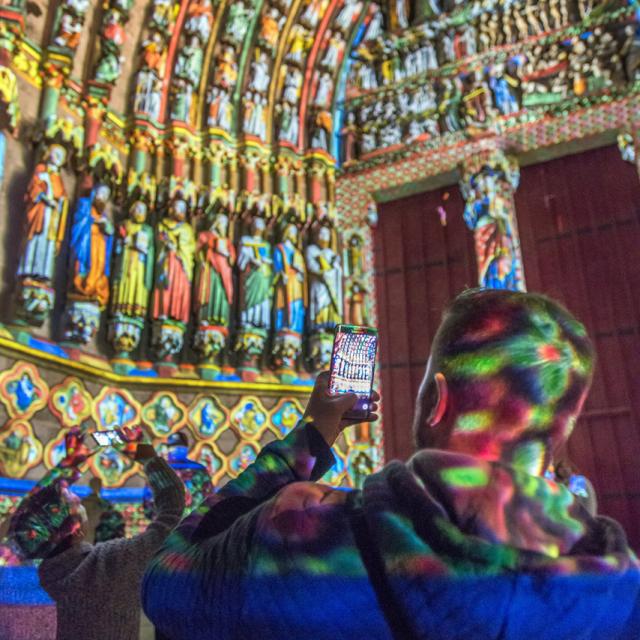 Amiens_Spectacle Chroma Cathédrale Notre Dame©CRTC Hauts-de-France_Nicolas Bryant