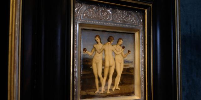 Chantilly _ musée Condé _ Raphaël : les trois Grâces © CRTC Hauts-de-France - Jean-Luc Verbrugghe