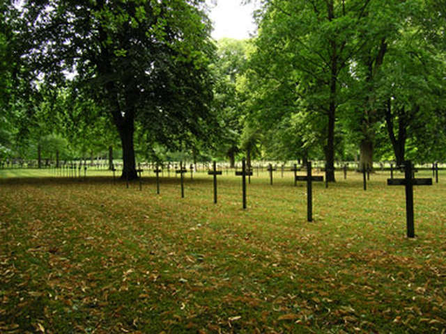 Cimetière militaire allemand de Saint-Quentin (inscrit au patrimoine mondial de l'Unesco)