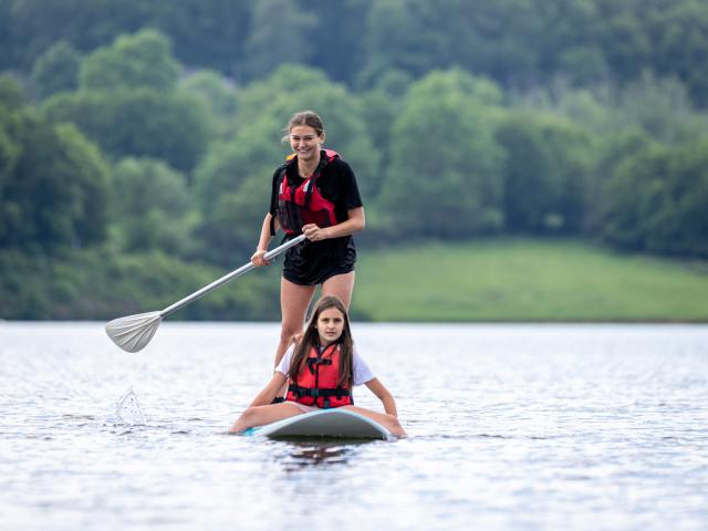 ValJoly - Paddle en famille sur le lac