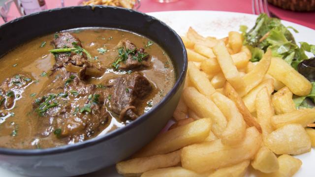 Lille, Carbonade flamande aux Compagnons de la grappe ©CRTC Hauts-de-France - Benoît Guilleux