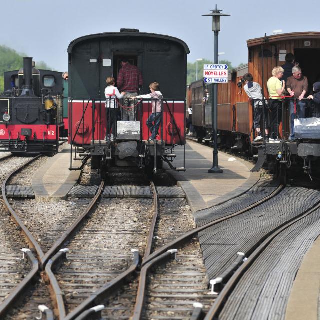 Le Crotoy_Saint-Valéry-sur-Somme_Traversée de la baie de Somme en petit train à vapeur © CRTC Haut-de-France - Nicolas Bryant