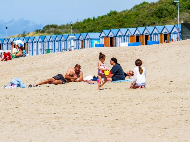 Gravelines_Famille sur la plage © Destination Gravelines