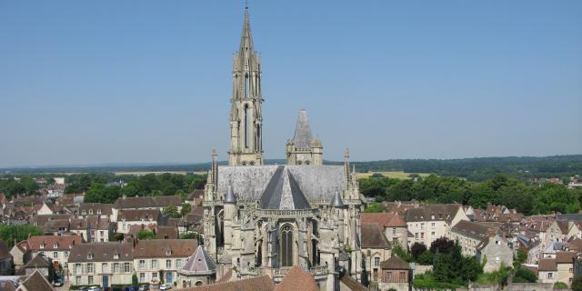 Senlis _ Cathédrale Notre-Dame _ Vue Générale © Chantilly Senlis Tourisme