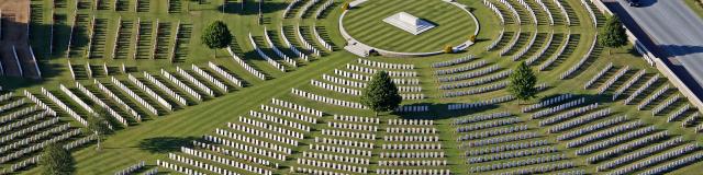 Souchez _ Cabaret Rouge Military Cemetery © CRTC Hauts-de-France - Philippe Frutier