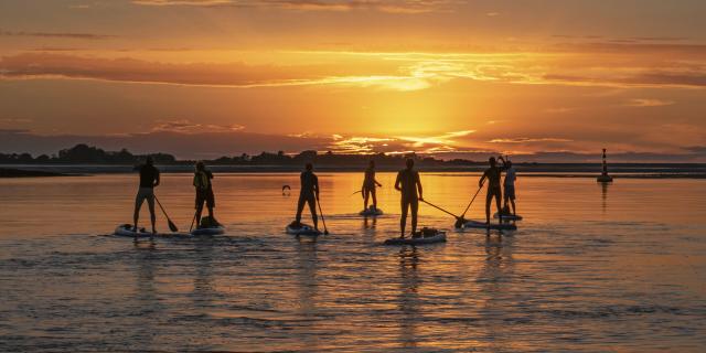 Baie de Somme_Stand Up Paddle entre amis © CRTC Hauts-de-France - Nicolas Bryant
